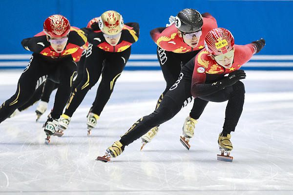 周五大盘上涨46.5% 《误杀2》冲击10亿 2022-01-15 根据1月14日晚十点官方数据统计，全国院线总票房6481.9万元，较前日上涨46.5%。